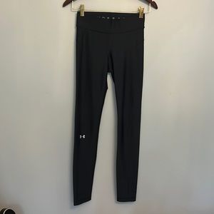 Under Armour compression leggings